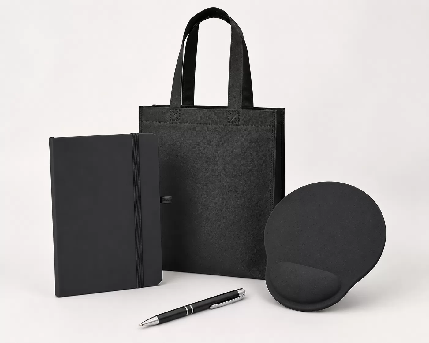 Kit Corporativo – Caderneta + Sacola de TNT + Mouse Pad Ergonômico